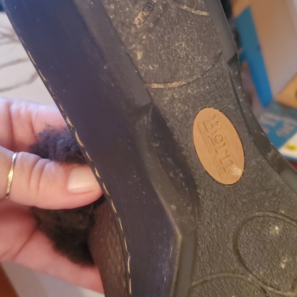 Clogs/Mules/Shoes - Picture 2 of 6